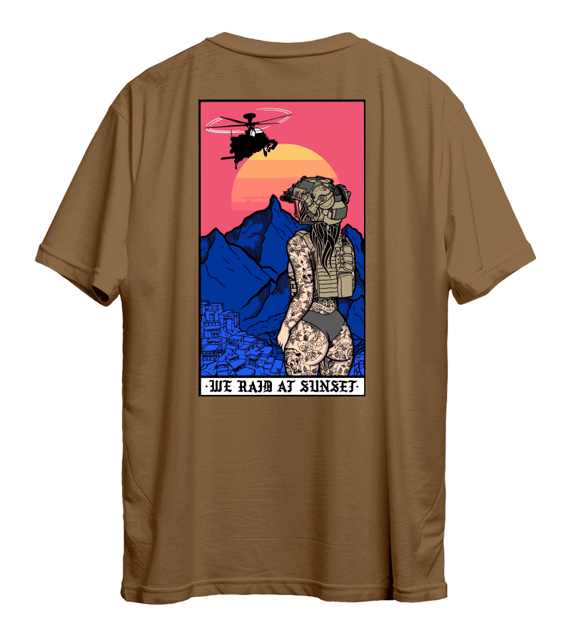 Футболка We Raid At Sunset