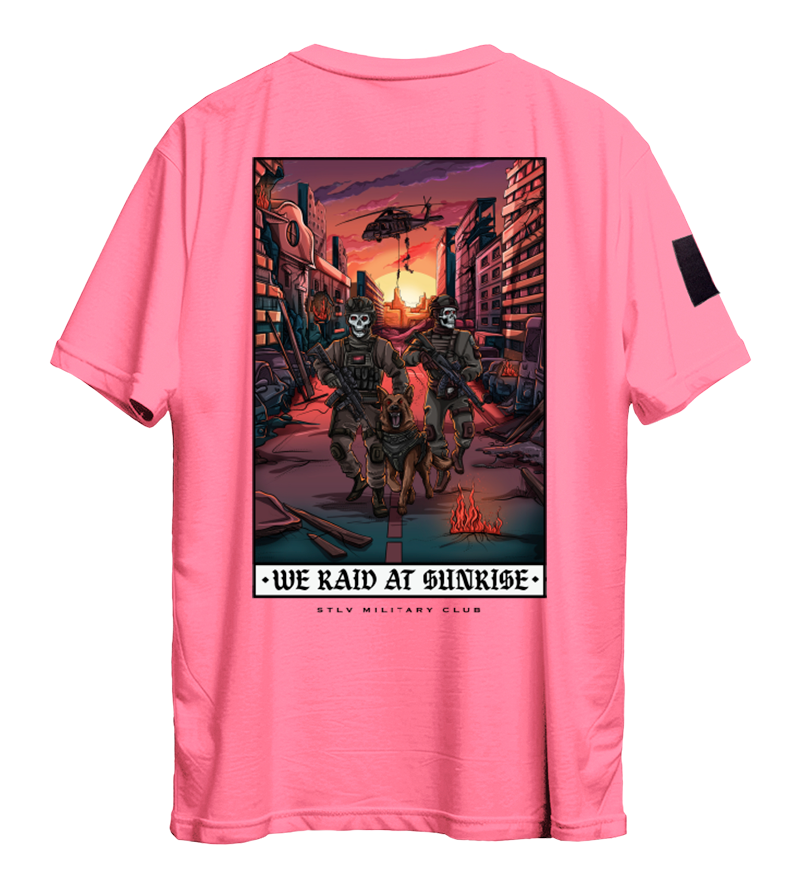 Футболка We Raid At Sunrise