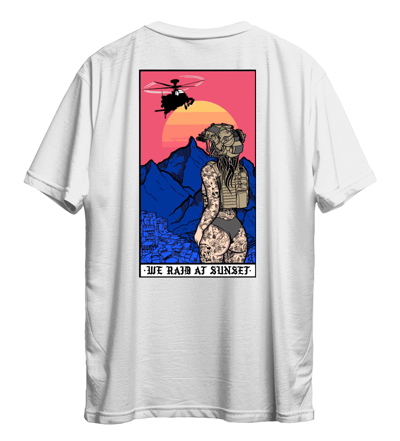 Футболка We Raid At Sunset