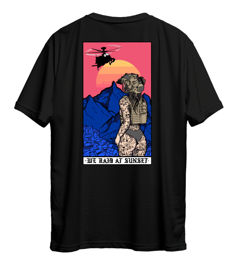 Футболка We Raid At Sunset